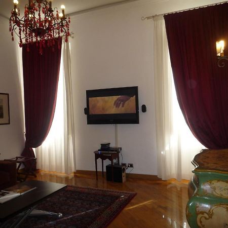 דירות רומא Residenza Mucha חדר תמונה